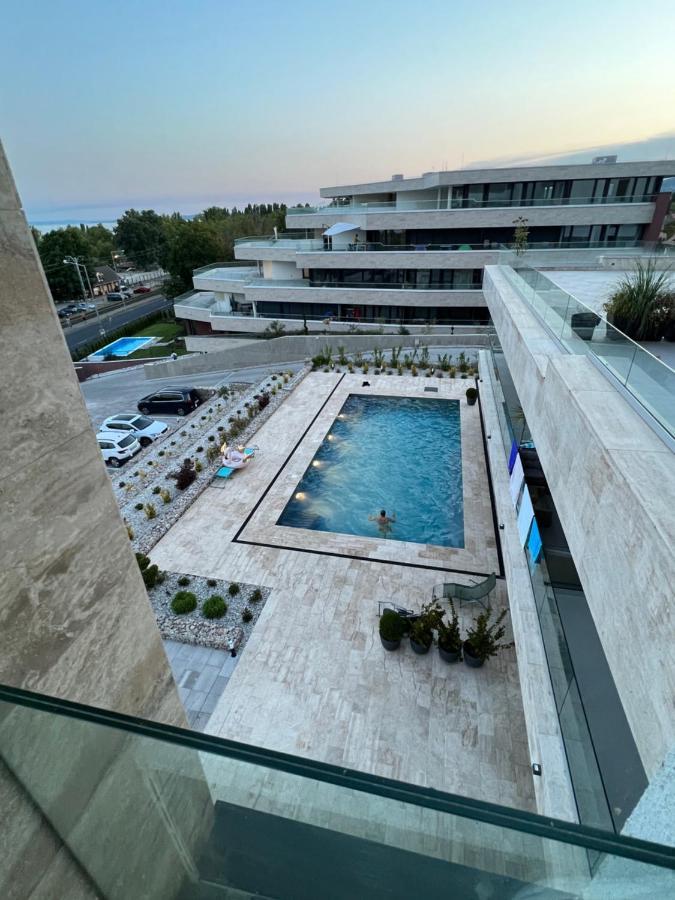 Club Panorama Lake View Apartment Alsóörs Zewnętrze zdjęcie